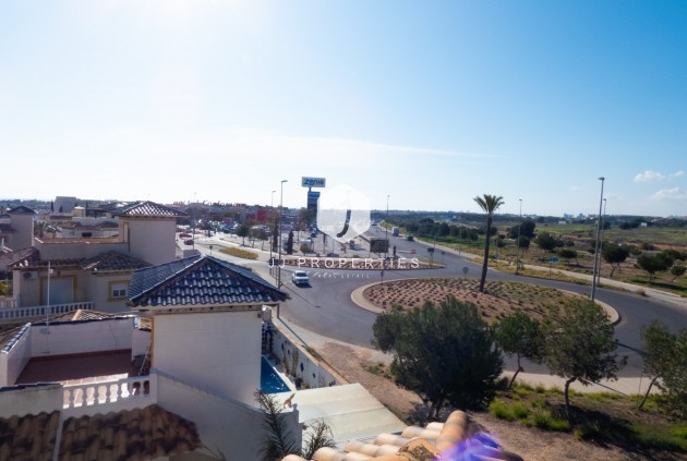 D'occasion - Villa -
Playa Flamenca - Costa Blanca