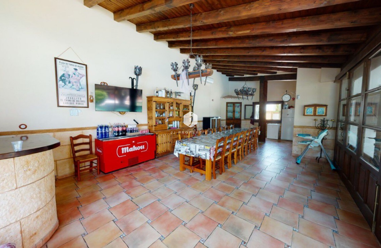 Resale - Villa -
Catral - Costa Blanca