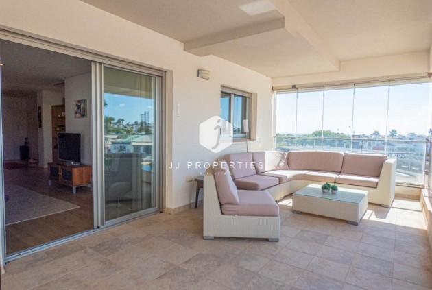 Z drugiej ręki - Mieszkanie w bloku -
Los Dolses - Inland