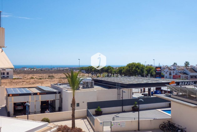 Z drugiej ręki - Mieszkanie w bloku -
Los Dolses - Inland