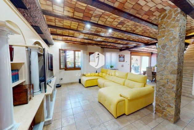 Resale - Villa -
Almoradí - Inland
