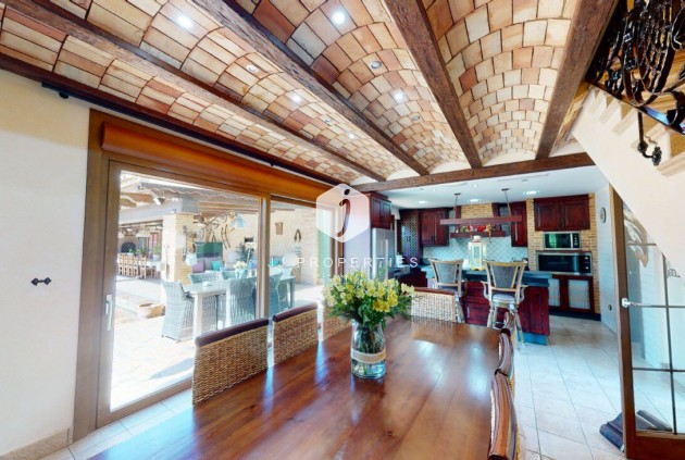 Resale - Villa -
Almoradí - Inland