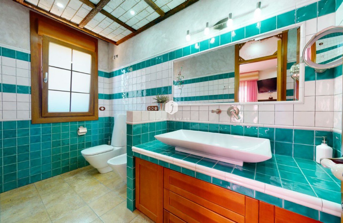 Resale - Villa -
Almoradí - Inland