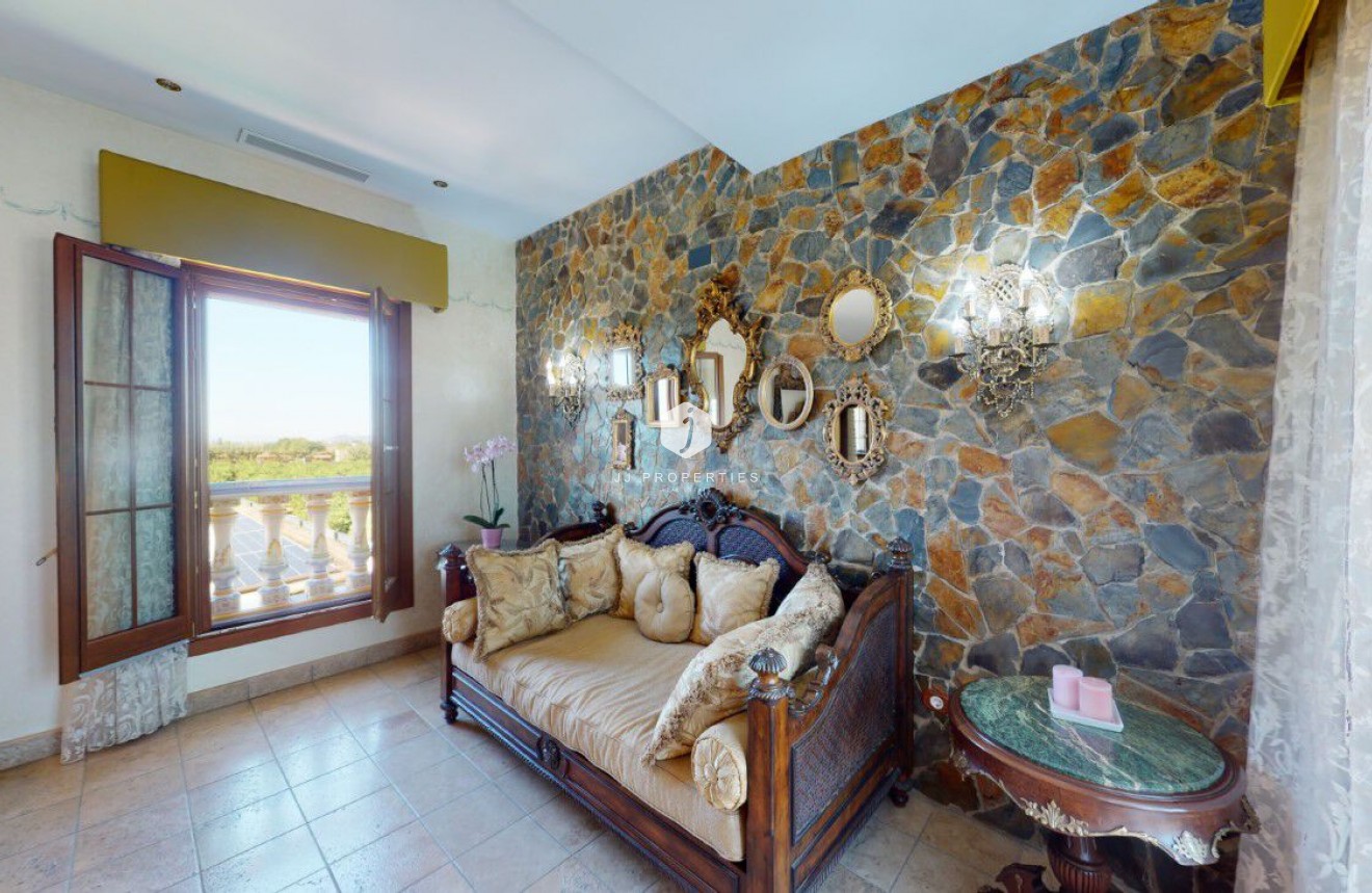 Resale - Villa -
Almoradí - Inland