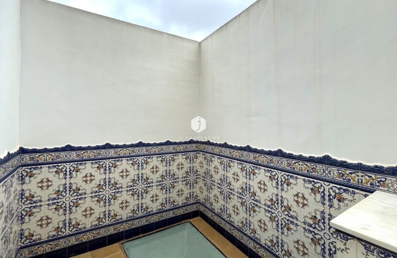 Resale - Chalet -
Torrevieja - Costa Blanca