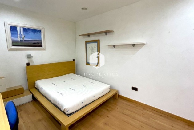 Resale - Chalet -
Torrevieja - Costa Blanca