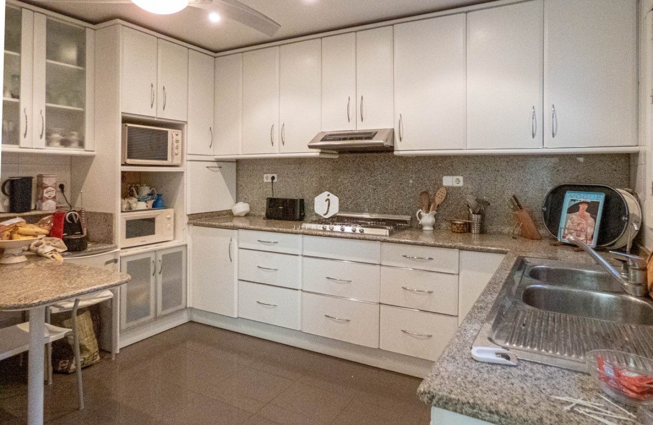 Resale - Villa -
Dehesa de Campoamor - Costa Blanca