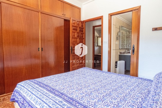 Resale - Villa -
Dehesa de Campoamor - Costa Blanca