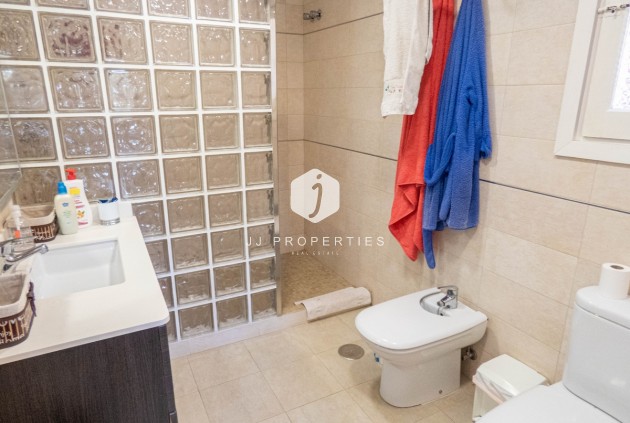 Resale - Villa -
Dehesa de Campoamor - Costa Blanca