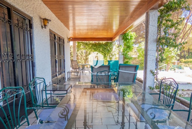 Resale - Villa -
Dehesa de Campoamor - Costa Blanca