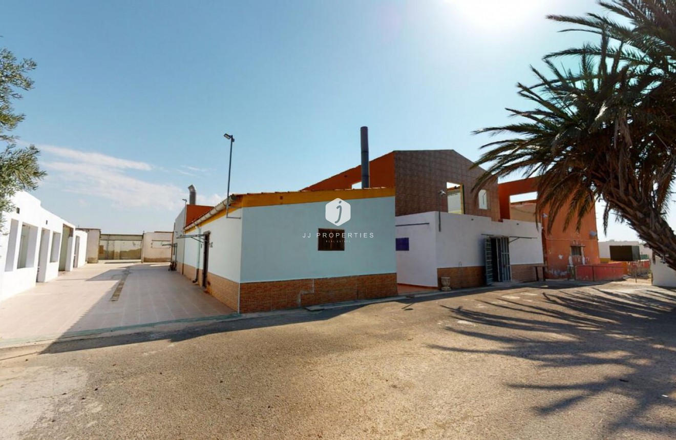 Aus zweiter Hand - Chalet -
Albatera - Inland