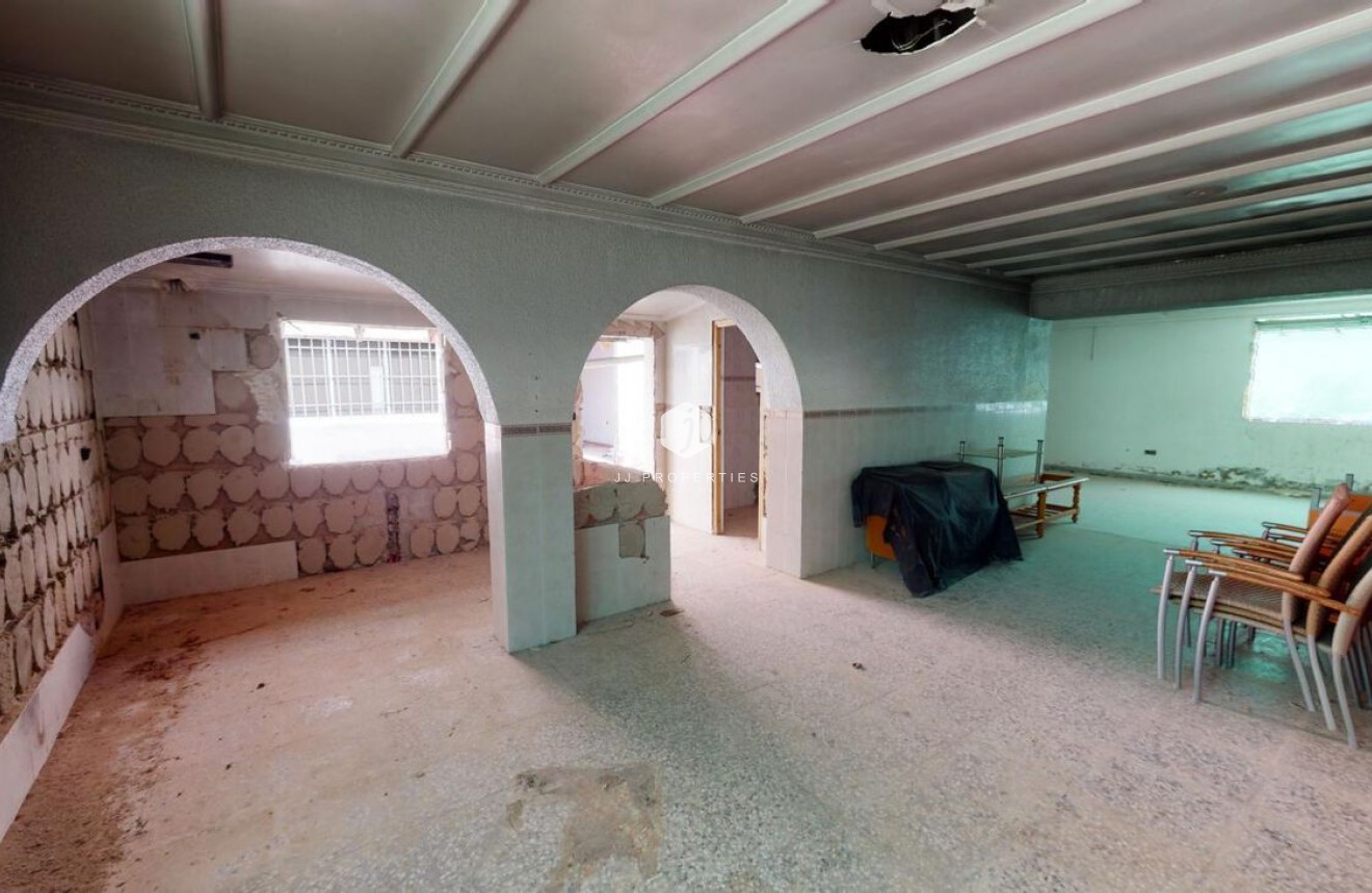 Aus zweiter Hand - Chalet -
Albatera - Inland