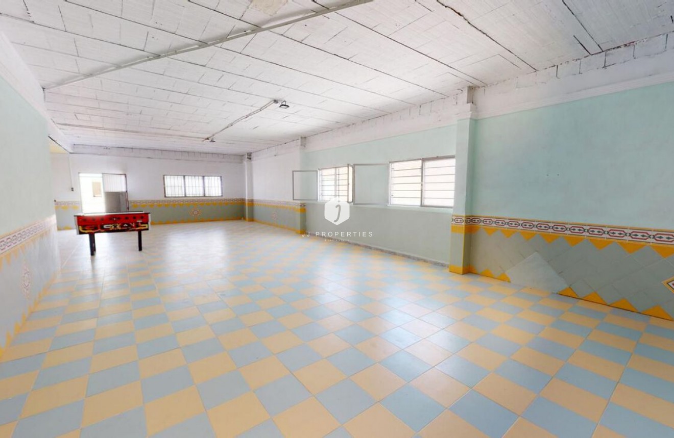 Aus zweiter Hand - Chalet -
Albatera - Inland