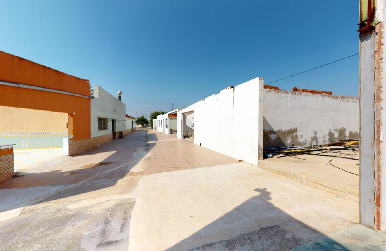 Aus zweiter Hand - Chalet -
Albatera - Inland