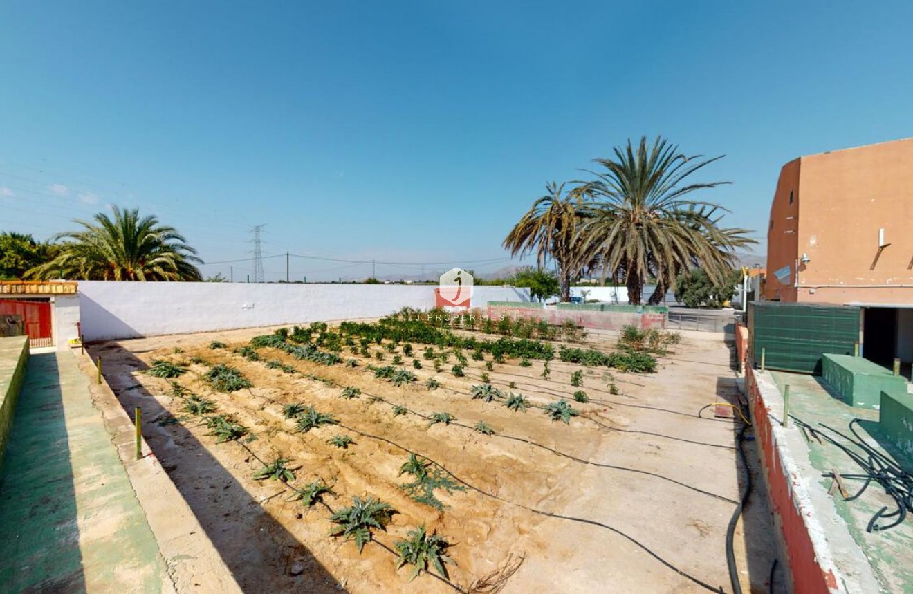 Aus zweiter Hand - Chalet -
Albatera - Inland