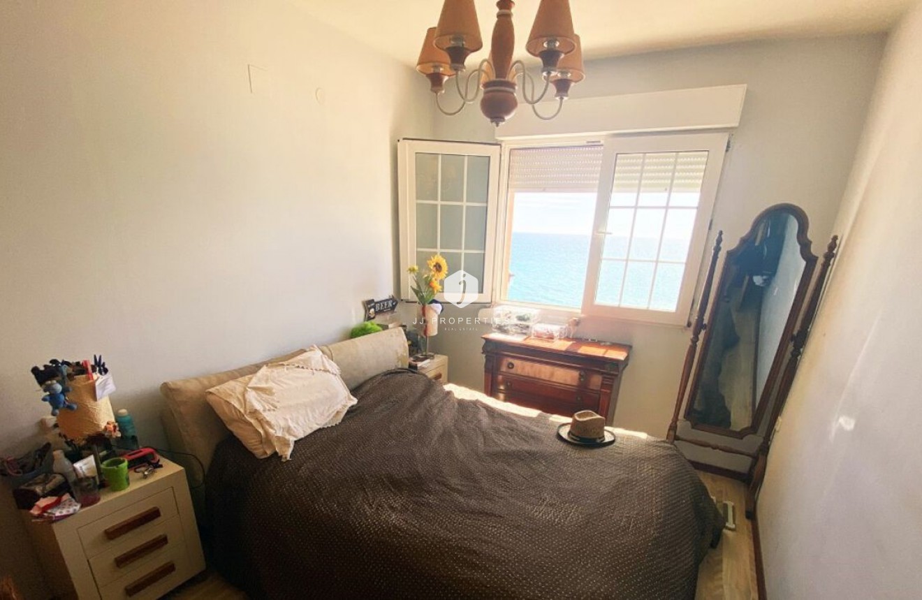 Resale - Villa -
Campoamor - Costa Blanca