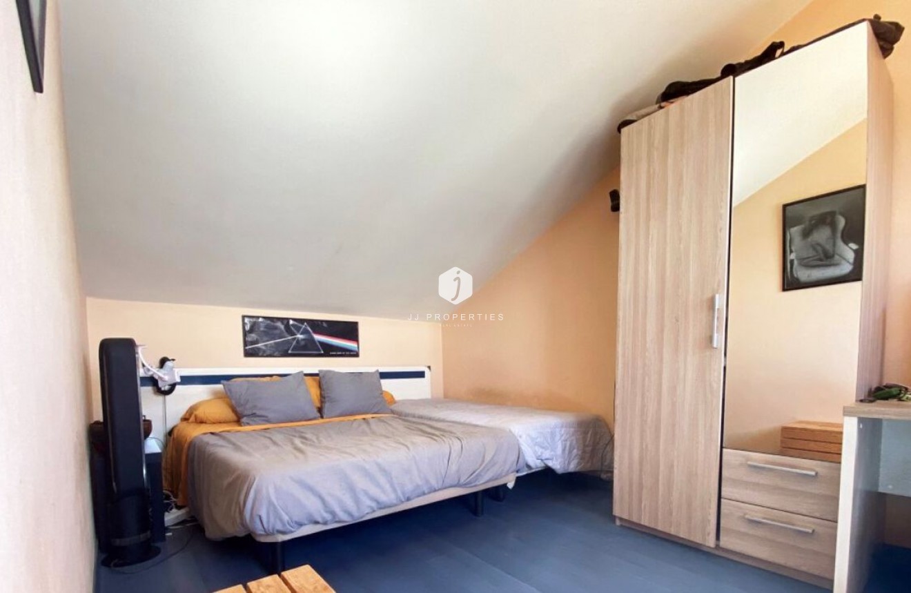 Resale - Villa -
Campoamor - Costa Blanca