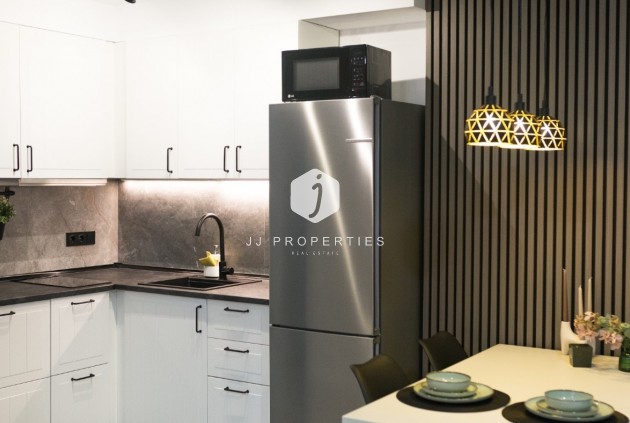 Resale - Apartment / flat -
Torrevieja - Costa Blanca