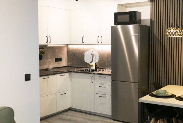 Resale - Apartment / flat -
Torrevieja - Costa Blanca