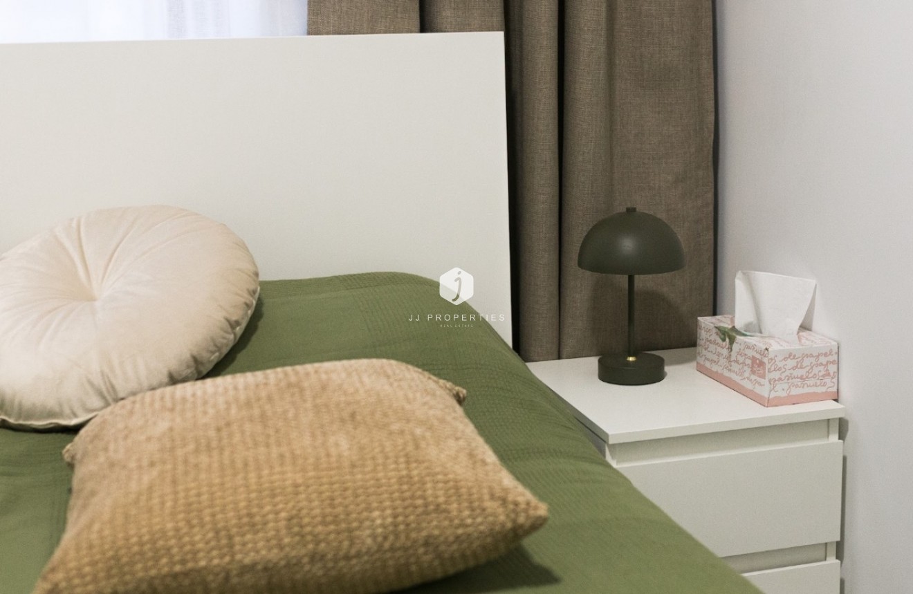 Resale - Apartment / flat -
Torrevieja - Costa Blanca