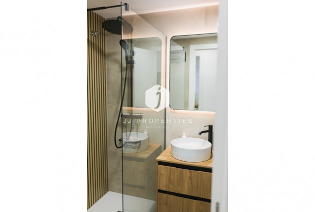 Resale - Apartment / flat -
Torrevieja - Costa Blanca