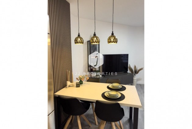 Resale - Apartment / flat -
Torrevieja - Costa Blanca