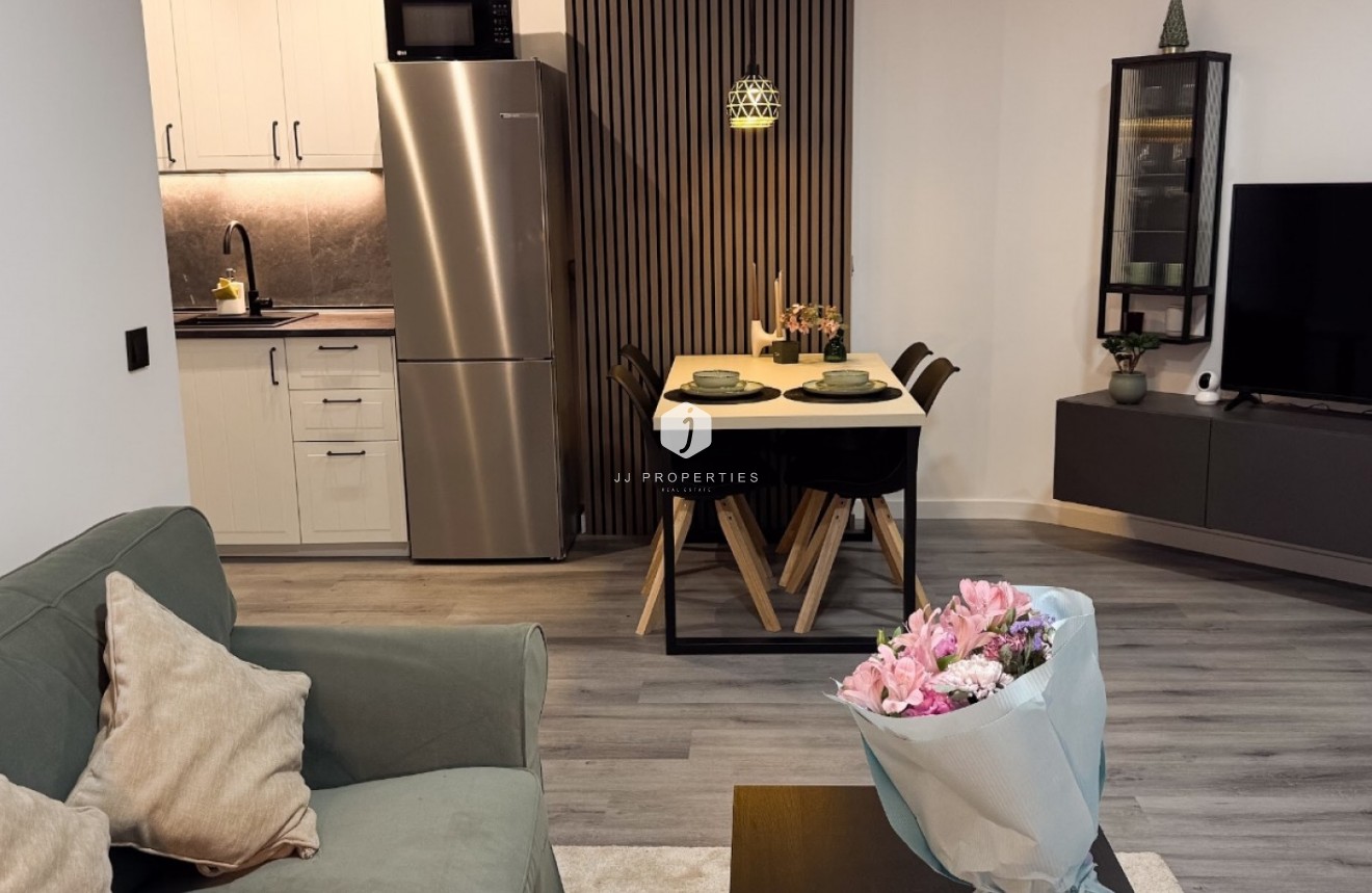 Resale - Apartment / flat -
Torrevieja - Costa Blanca