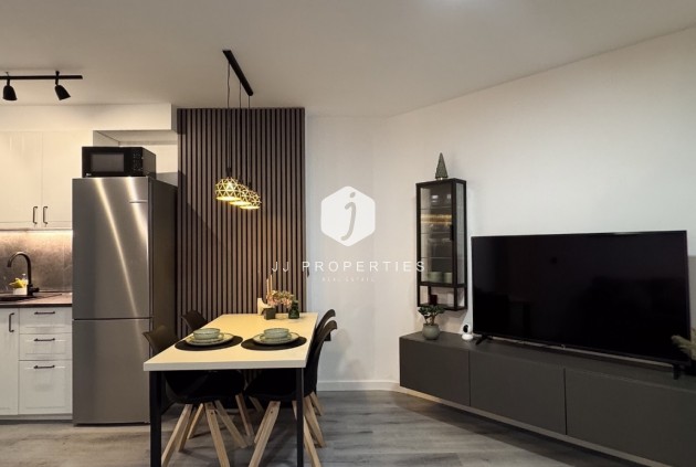 Resale - Apartment / flat -
Torrevieja - Costa Blanca