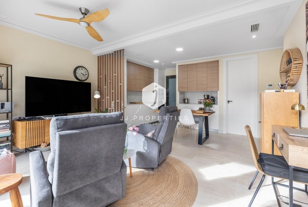 D'occasion - Appartement -
Torrevieja - Costa Blanca