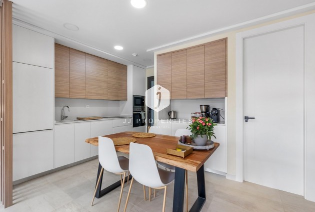 D'occasion - Appartement -
Torrevieja - Costa Blanca