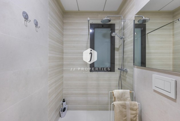 D'occasion - Appartement -
Torrevieja - Costa Blanca