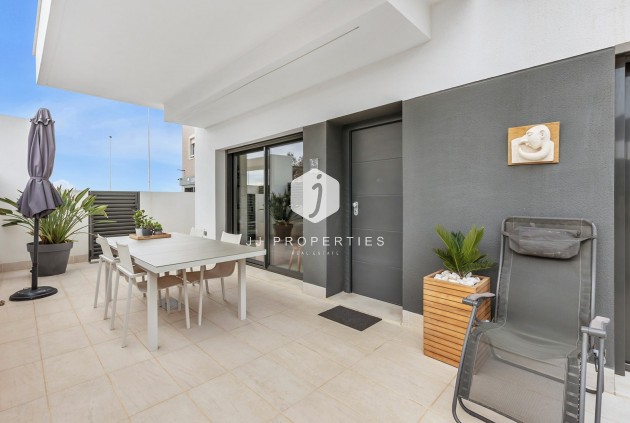 D'occasion - Appartement -
Torrevieja - Costa Blanca