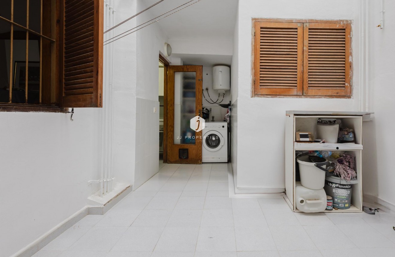 D'occasion - Appartement -
Torrevieja - Costa Blanca