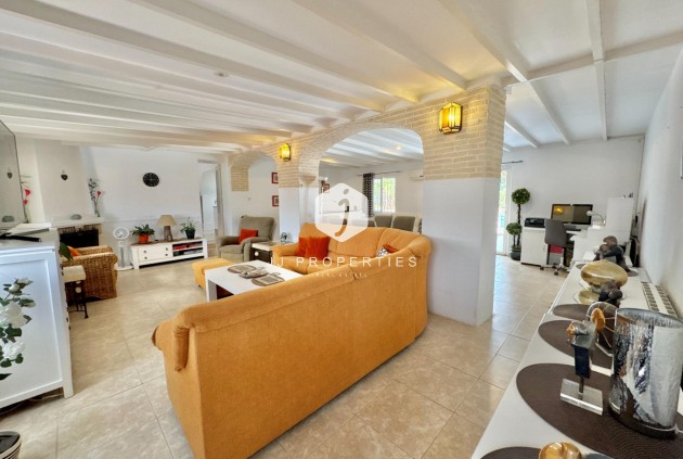 D'occasion - Villa -
Dolores - Comunidad Valenciana