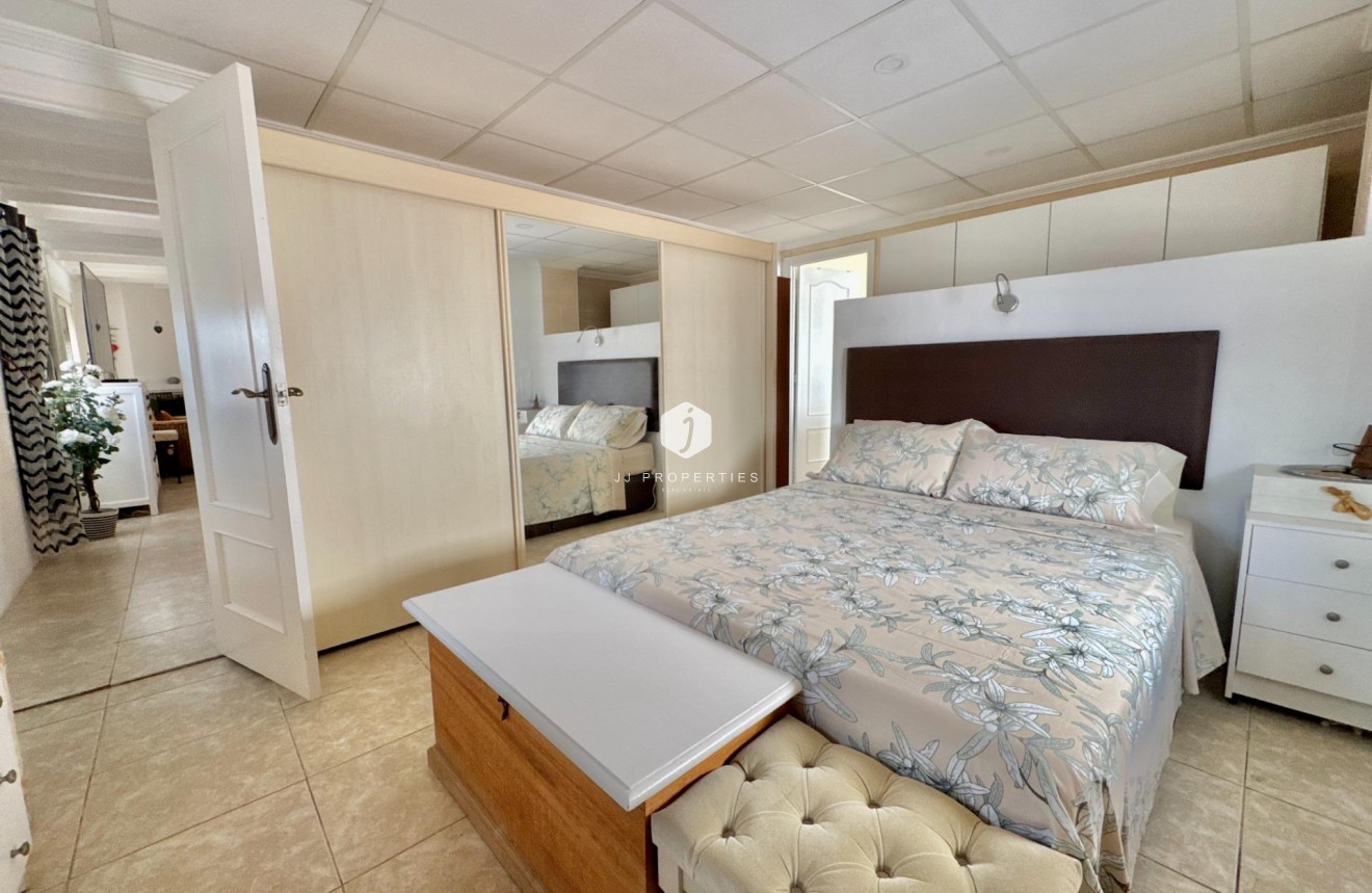 D'occasion - Villa -
Dolores - Comunidad Valenciana