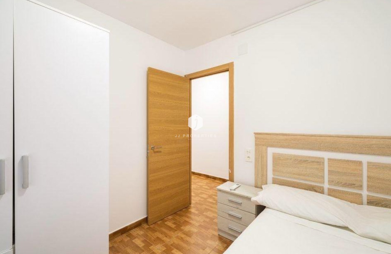 D'occasion - Appartement -
Torrevieja - La Mata Pueblo