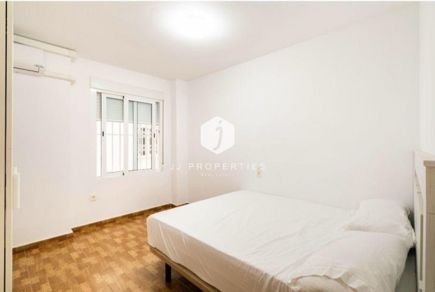 D'occasion - Appartement -
Torrevieja - La Mata Pueblo