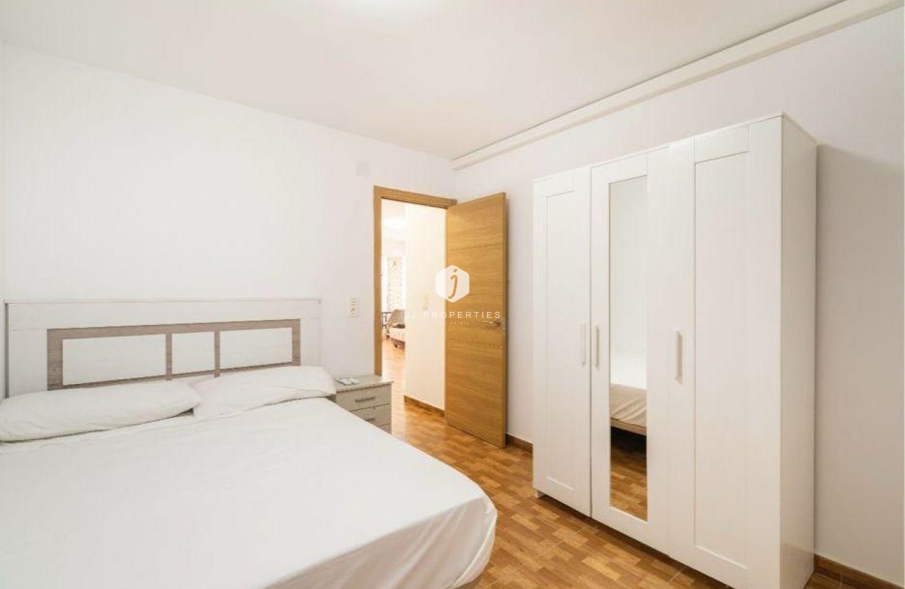 D'occasion - Appartement -
Torrevieja - La Mata Pueblo