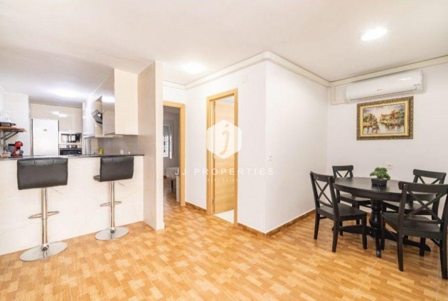 D'occasion - Appartement -
Torrevieja - La Mata Pueblo