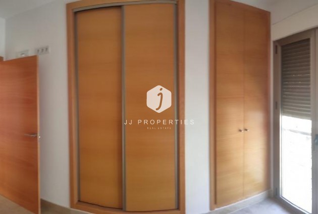 Resale - Apartment / flat -
Torrevieja - Estacion de autobuses