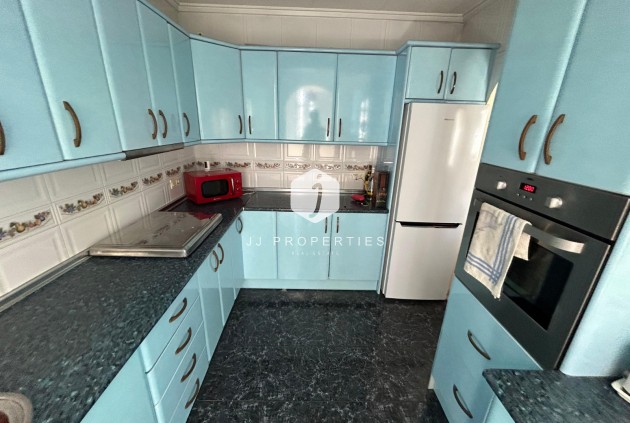 Resale - Chalet -
Torrevieja - Costa Blanca