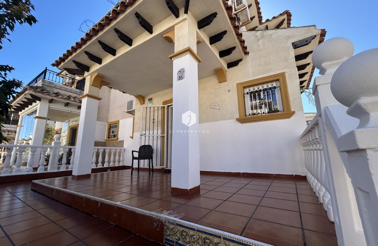 Resale - Chalet -
Cabo Roig - Costa Blanca