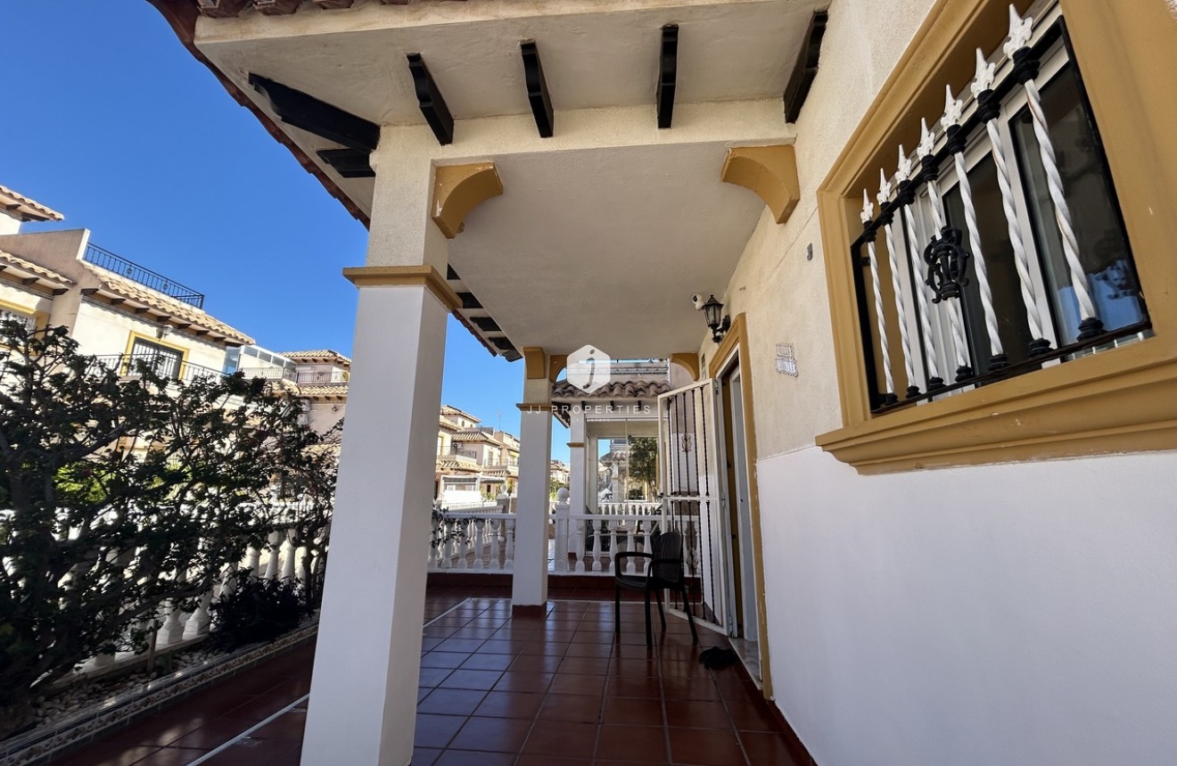 Resale - Chalet -
Cabo Roig - Costa Blanca