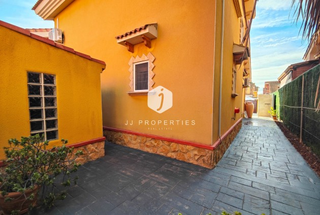 Tweedehands - Villa -
Guardamar del Segura - Costa Blanca