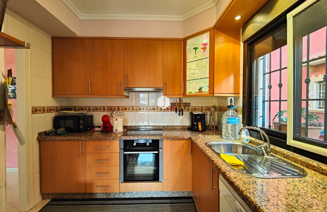 Tweedehands - Villa -
Guardamar del Segura - Costa Blanca