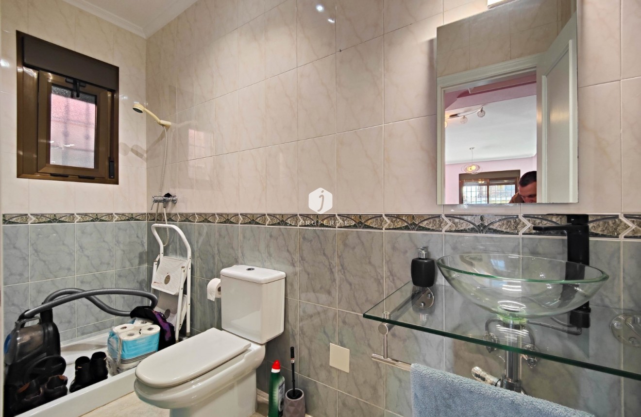 Tweedehands - Villa -
Guardamar del Segura - Costa Blanca