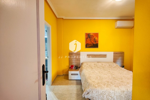 Tweedehands - Villa -
Guardamar del Segura - Costa Blanca