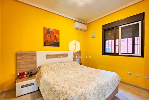 Tweedehands - Villa -
Guardamar del Segura - Costa Blanca