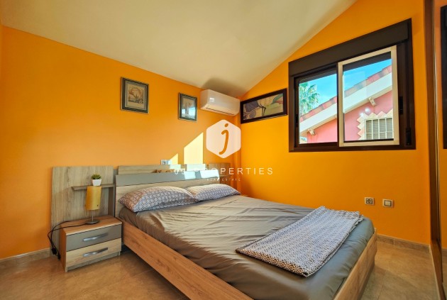 Tweedehands - Villa -
Guardamar del Segura - Costa Blanca