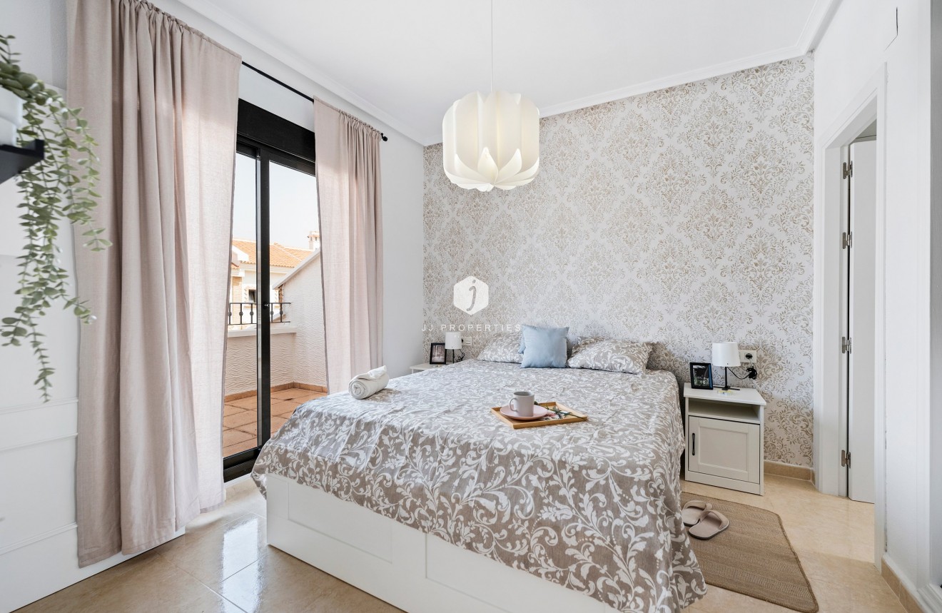 Resale - Chalet -
San Miguel de Salinas - Inland